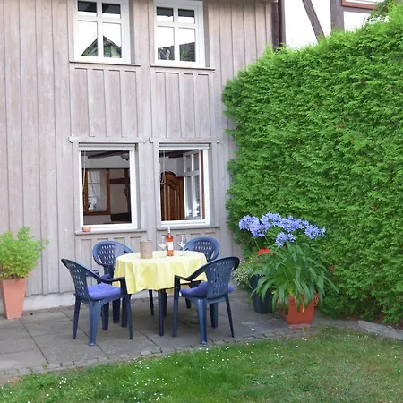 2-person Studio In The Oldest Half-timbered House In With Terrace Apartmán *